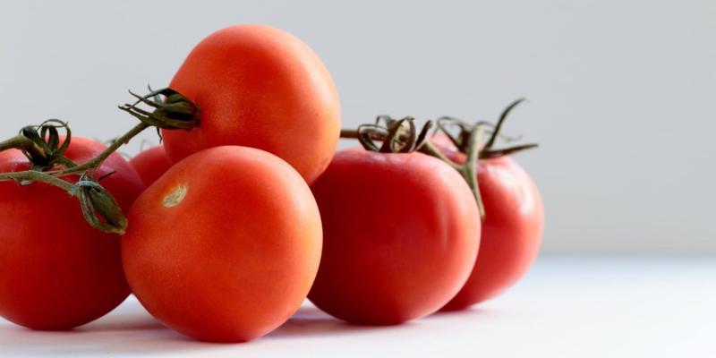 Los científicos aseguran que los tomates y las patatas pueden luchar contra el cáncer
