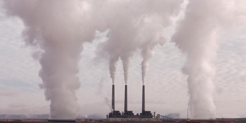 Las emisiones de CO2 caerían solo un 40 % en 2050 Las emisiones de CO2 se reducirán solo un 40 % en 2050
