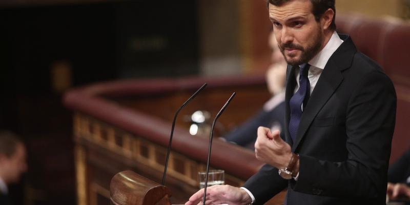 Casado denunció que Sánchez “ha hecho una investidura a medida por su propio interés”.