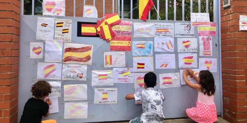 Los centros catalanes continúan con su desprecio al castellano y la imposición del catalán castellano