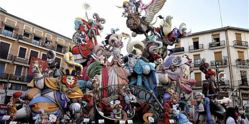 Descubre el programa de las Fallas 2022