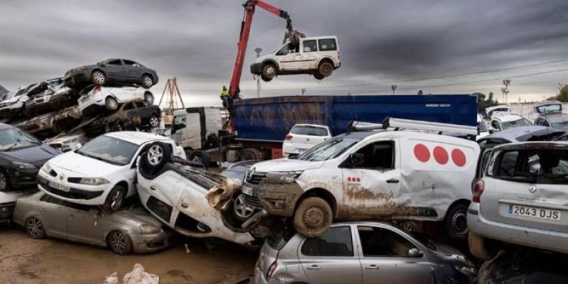 El sector de la discapacidad pide al Gobierno indemnizar las adaptaciones de los vehículos destruidos por la DANA El sector de la discapacidad pide al Gobierno indemnizar las adaptaciones de los vehículos destruidos por la DANA