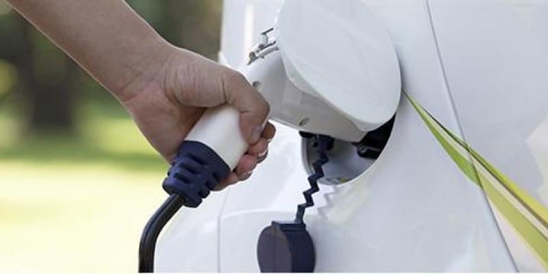 Sólo uno de cada 10 europeos pagaría más por comprar un coche ecológico. Sólo uno de cada 10 europeos pagaría más por comprar un coche ecológico.