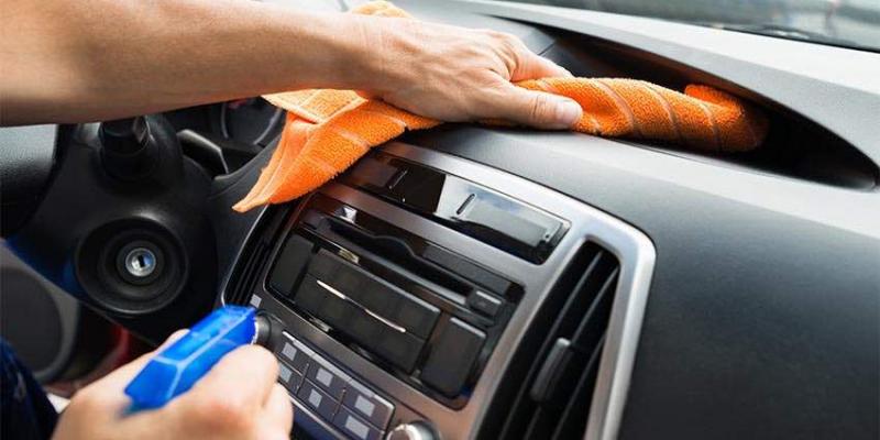 Los diez elementos del coche que debemos desinfectar tras cada uso. Los diez elementos del coche que debemos tener siempre desinfectados.