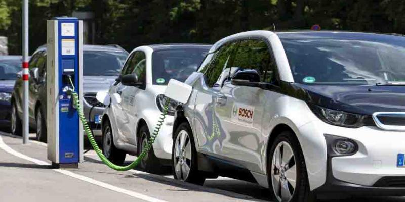 Las ventas de coches eléctricos suben un 60% con respecto al año pasado
