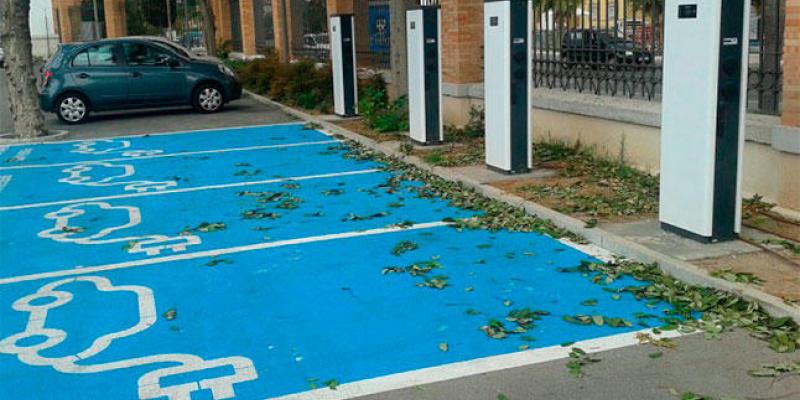 Puntos de recarga para coches eléctricos El Gobierno regulará los puntos de recarga para coches eléctricos