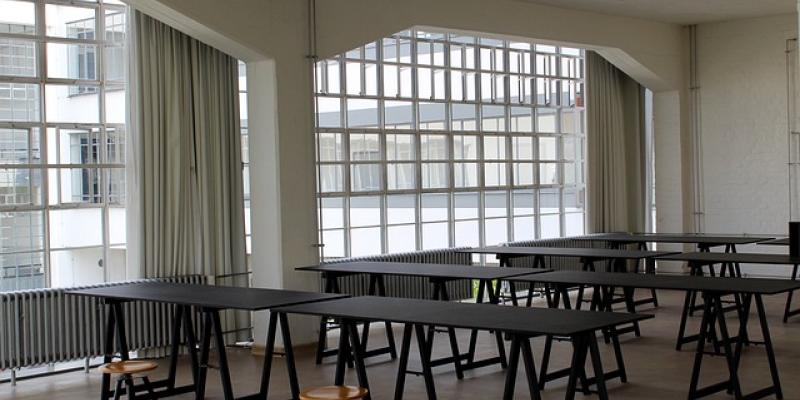 Colegio / Pixabay Imagen de un aula de colegio
