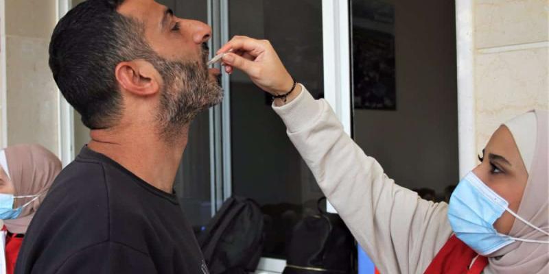 Imagen de una persona haciéndose pruebas médicas/Infosalus La OMS y Unicef ofrecen una campaña de vacunación contra el cólera