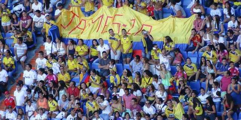Fanaticada colombiana durante un partido / Pixabay