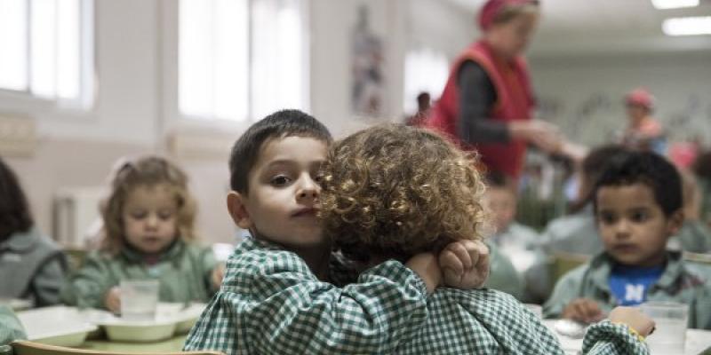 Imagen de niños en un comedor escolar/Save the Children Save the Children y Educo piden al Gobierno más interés en los comedores infantiles