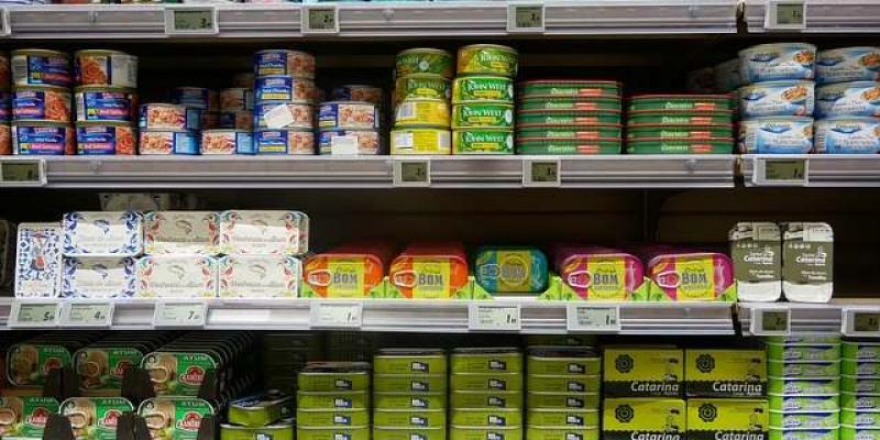 Si tenemos comida en lata no está todo perdido. La comida en latas también puede ser una opción saludable