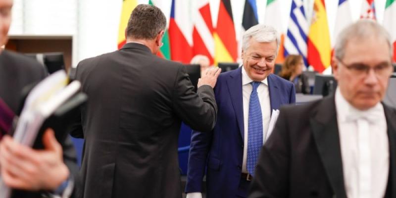 La CE vigilará la situación de la Amnistía Comisión Europea y Amnistía