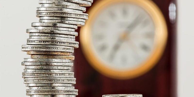 Los bancos incrementan las comisiones bancarias - Pixabay Comisiones bancarias incrementadas