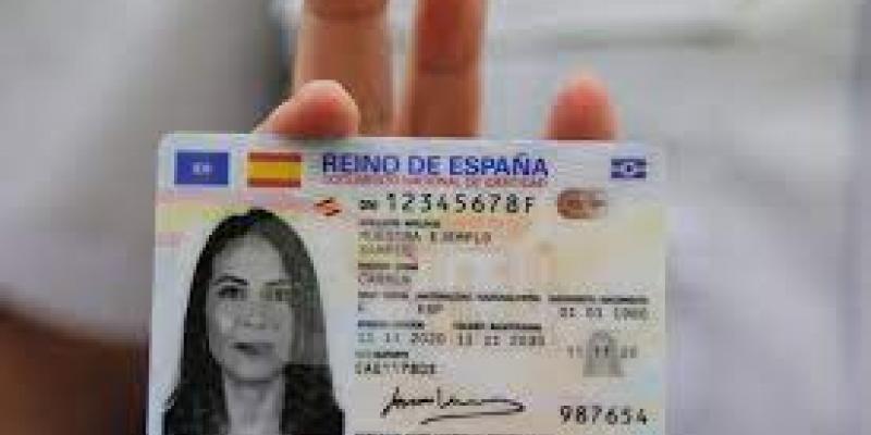 Renovar el DNI supondrá un coste de 12 euros Documento Nacional de Identidad/Salamanca 24 horas