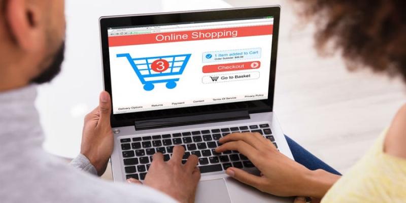 Los españoles han cambiado hábitos de compra, desde la pandemia lo hacen online Un 46 % de los españoles ha cambiado sus hábitos de compra debido a la pandemia