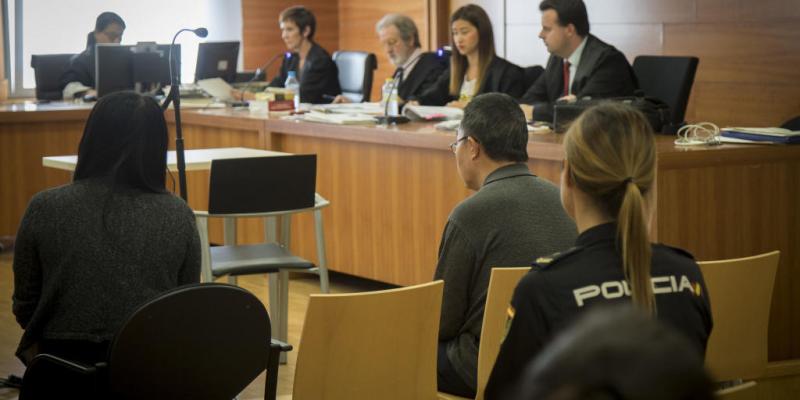 Condenado a 22 años de psiquiátrico por degollar a un cliente. Asesinato Alicante.