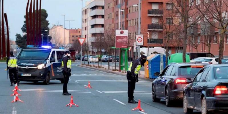 Confinamiento España Puente Todos los Santos Coronavirus, confinamiento y toque de queda en España: nuevas medidas en Madrid, casos y última hora de la Covid-19 | EFE