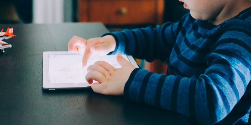 Los niños han sufrido seis meses de confinamiento El confinamiento aumenta el riesgo de depresión, ansiedad y soledad, según Save the Children