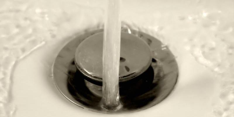 Este es el consumo medio de agua en España/ Servimedia Consumo medio de agua