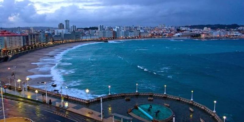 ¿Cuál ha sido la ciudad española que más ha reducido la contaminación del aire en 2020? A Coruña fue la ciudad española que más redujo el aire contaminado en 2020