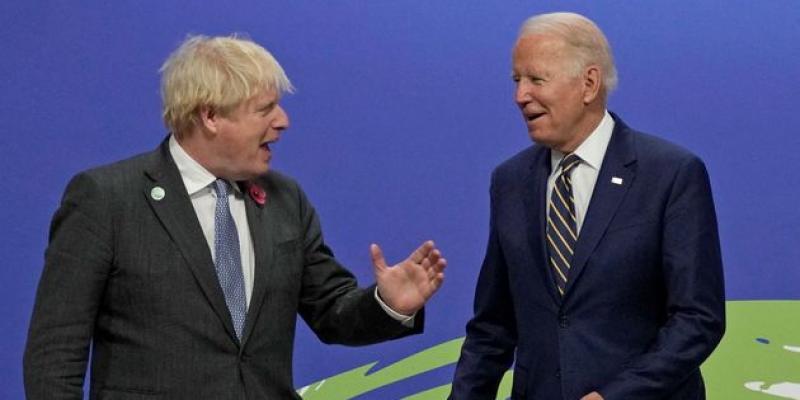ALASTAIR GRANT VIA POOL/AFP VIA GETTY IMAGES Boris Johnson, primer ministro del Reino Unido, y Joe Biden, presidente de Estados Unidos.