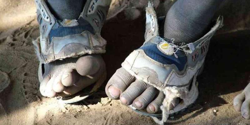 El coronavirus representa una “doble crisis” para los más pobres La pandemia de COVID-19 representa una doble crisis para los más pobres