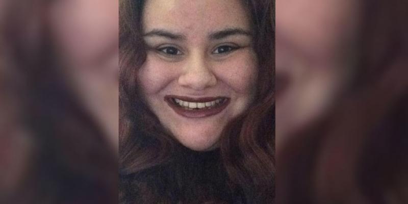 Una joven de 25 años le corta la cabeza a su madre tras una discusión y la tira al patio de su vecina. corta cabeza
