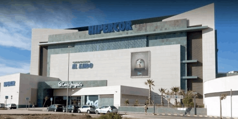 El Corte inglés pone a la venta varios centro comerciales. corte inglés