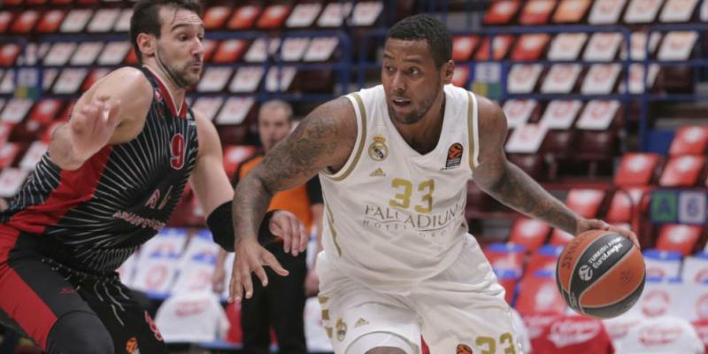 Thompkins, del Real Madrid de Baloncesto, afectado por el COVID-19