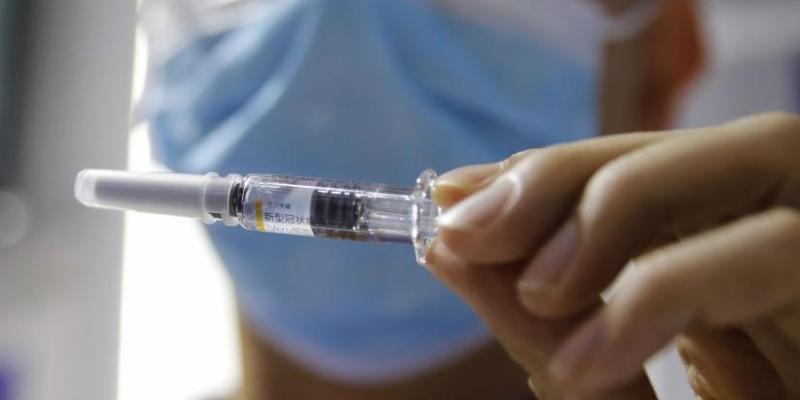 Vacuna covid Sanitario con vacuna Covid