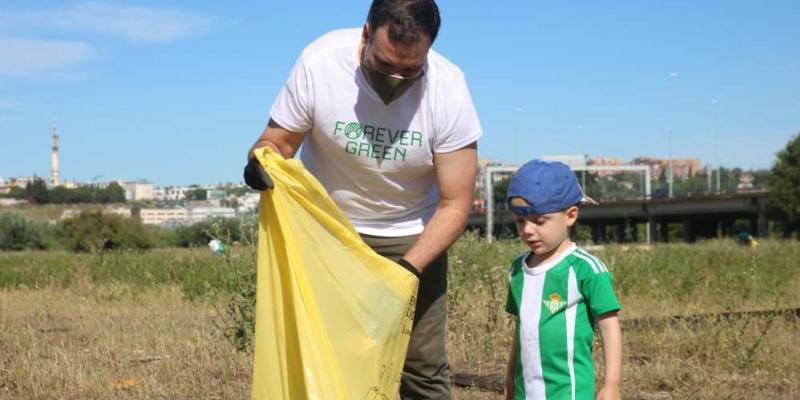 Voluntarios de Forever Green