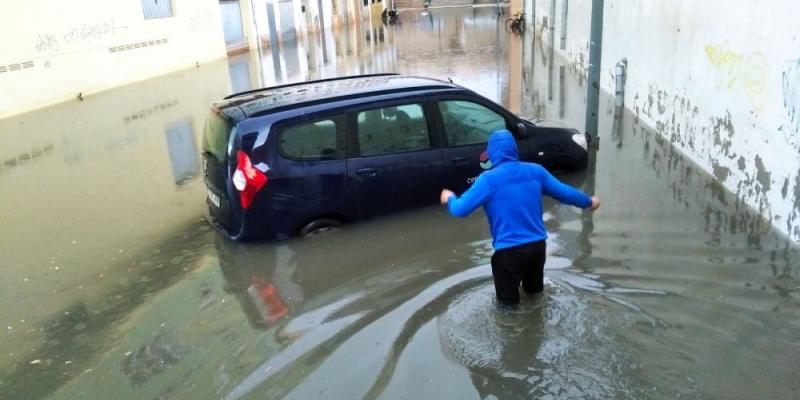 El grupo San Andrés, zona cero de inundaciones, estaba así esta mañana A. P. F.