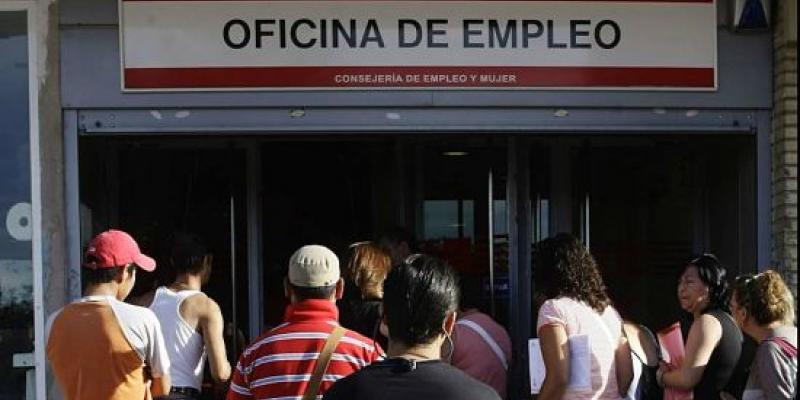 España crea 359.300 empleos en el tercer trimestre Oficina de Empleo/Ideal