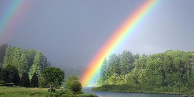 El arcoíris Un arcoíris en plena naturaleza tras una lluvia