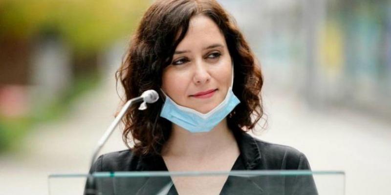 Díaz Ayuso, anuncia la Cartilla Covid Díaz Ayuso, anuncia la Cartilla Covid