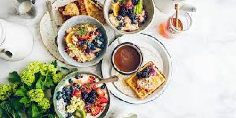 Imagen de platos de comida/Onda Cero Beneficios de la dieta equilibrada para la salud y para el medio