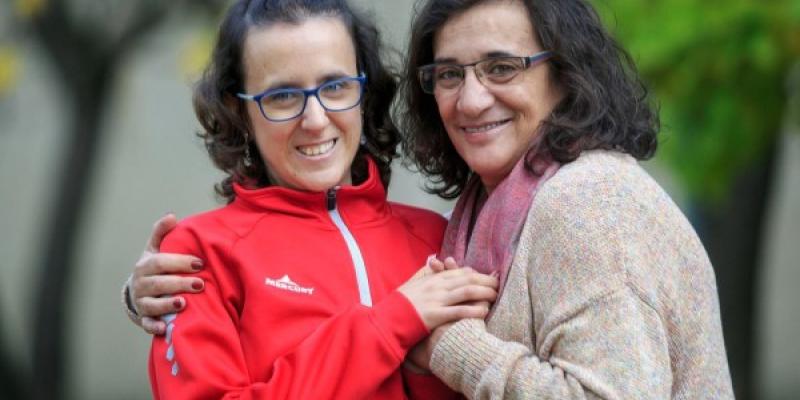 Chelo y su hija Cristina, que padece cáncer de mama metastásico triple negativo