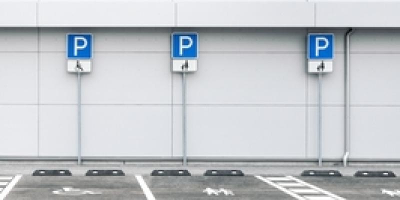 Imagen de plazas de aparcamiento/envatoelements Tarjetas de aparcamiento discapacidad