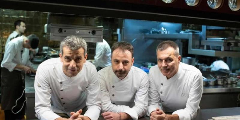 Los chefs del restaurante Disfrutar - Josep Lago/AFP Los chefs Mateu Casanas, Eduard Xatruch y Oriol Castro.
