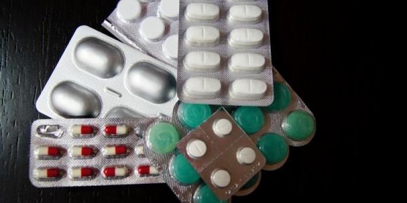 Ibuprofeno y paracetamol - Foto de Jorge Villa/Servimedia Ibuprofeno y paracetamol