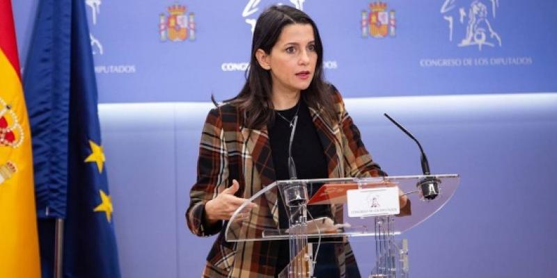 Rueda de Prensa sobre el proyecto Ley para el ELA de Cs/ Ciudadanos Inés Arrimadas