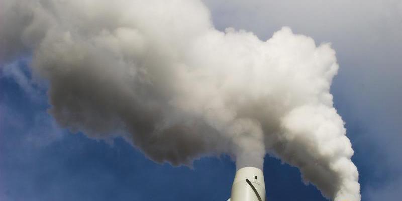 Bajada de emisiones contaminantes en España/ Servimedia Emisiones de gases efecto invernadero