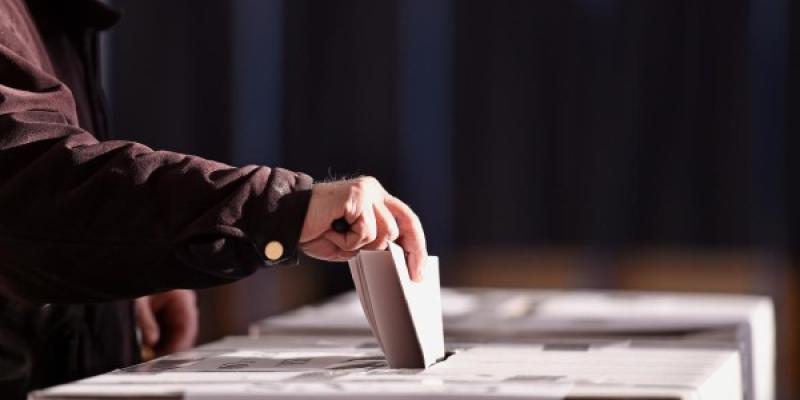 Elecciones generales / Comunidad de Madrid Persona votando