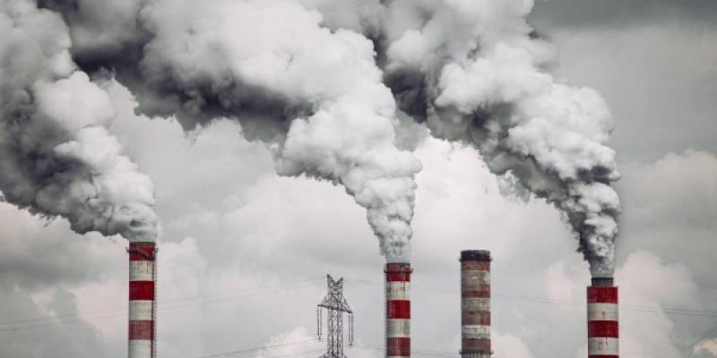 Contaminación empresarial / Pixabay Emisiones contaminantes empresas