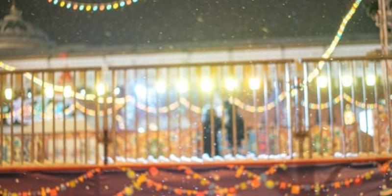 Imagen de decoración navideña/envatoelements Cuándo será el encendido navideño