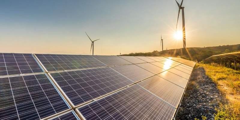 Imagen de unas placas solares/World Energy Trade Las energías renovables siguen en alza