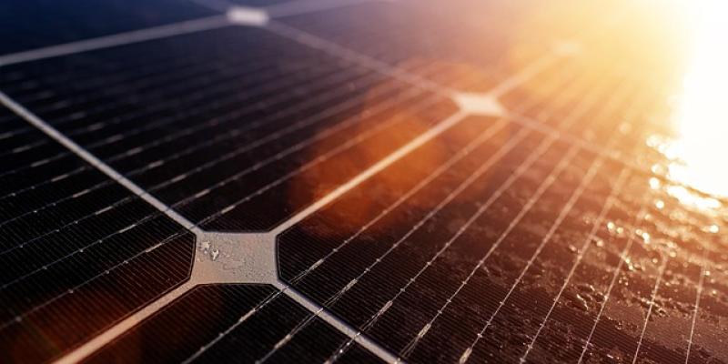 Paneles solares, energía solar / Pixabay Paneles solares, energía solar