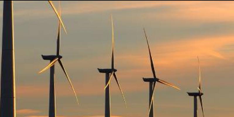 Energía renovable/ Acciona Molinos de energía eólica de Acciona