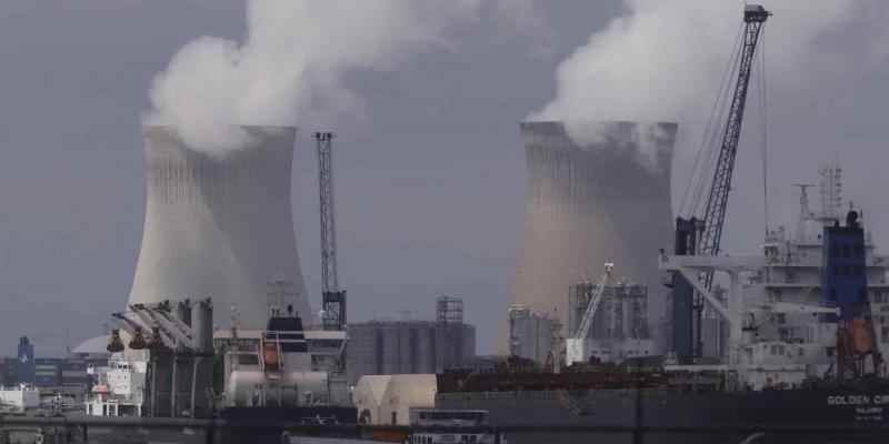 Imagen de centrales nucleares/EUROEFE EURACTIV El Parlamento Europeo aprueba que la nuclear y el gas se consideren "verdes"