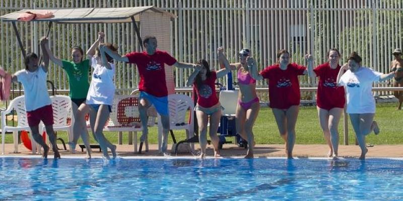 'Mójate por la esclerosis múltiple’ llega el 11 de julio a las piscinas de la Comunidad de Madrid Llega una nueva edición de 'Mójate por la esclerosis múltiple'